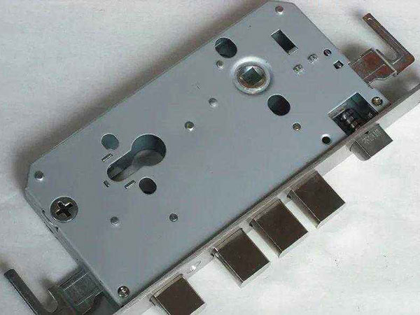 关岭24小时上门开锁公司